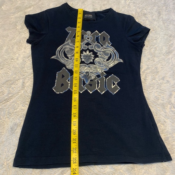 Zara Basic Embroidered T - Picture 6 of 8